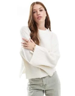 JJXX Fluffy Cropped Ribbed Jumper In White For Women Vanilla Ice